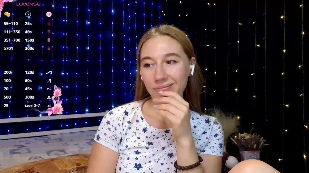 kiskaWEDNESDAY Adult Chat August 26, 2025