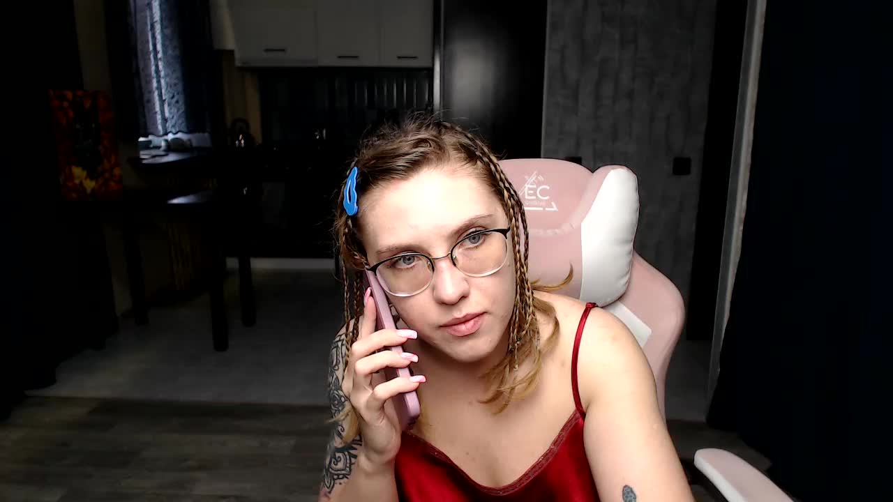 Regimasmile Adult Chat August 25, 2025