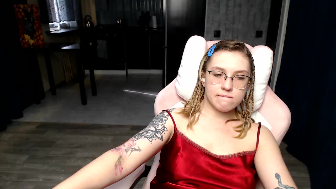 Regimasmile Adult Chat August 25, 2025