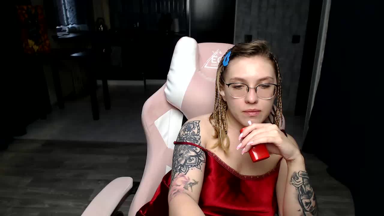 Regimasmile Adult Chat August 25, 2025