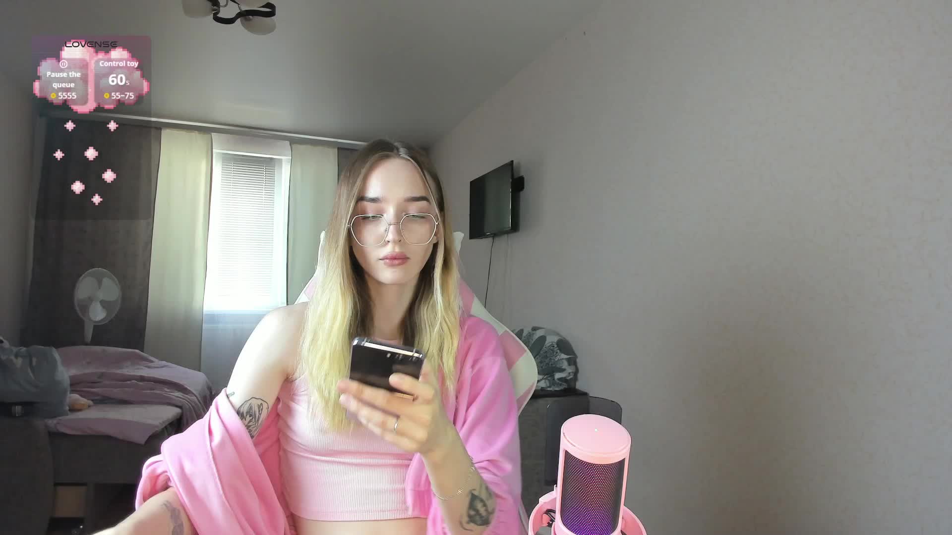 Polikinesis Adult Chat August 25, 2025