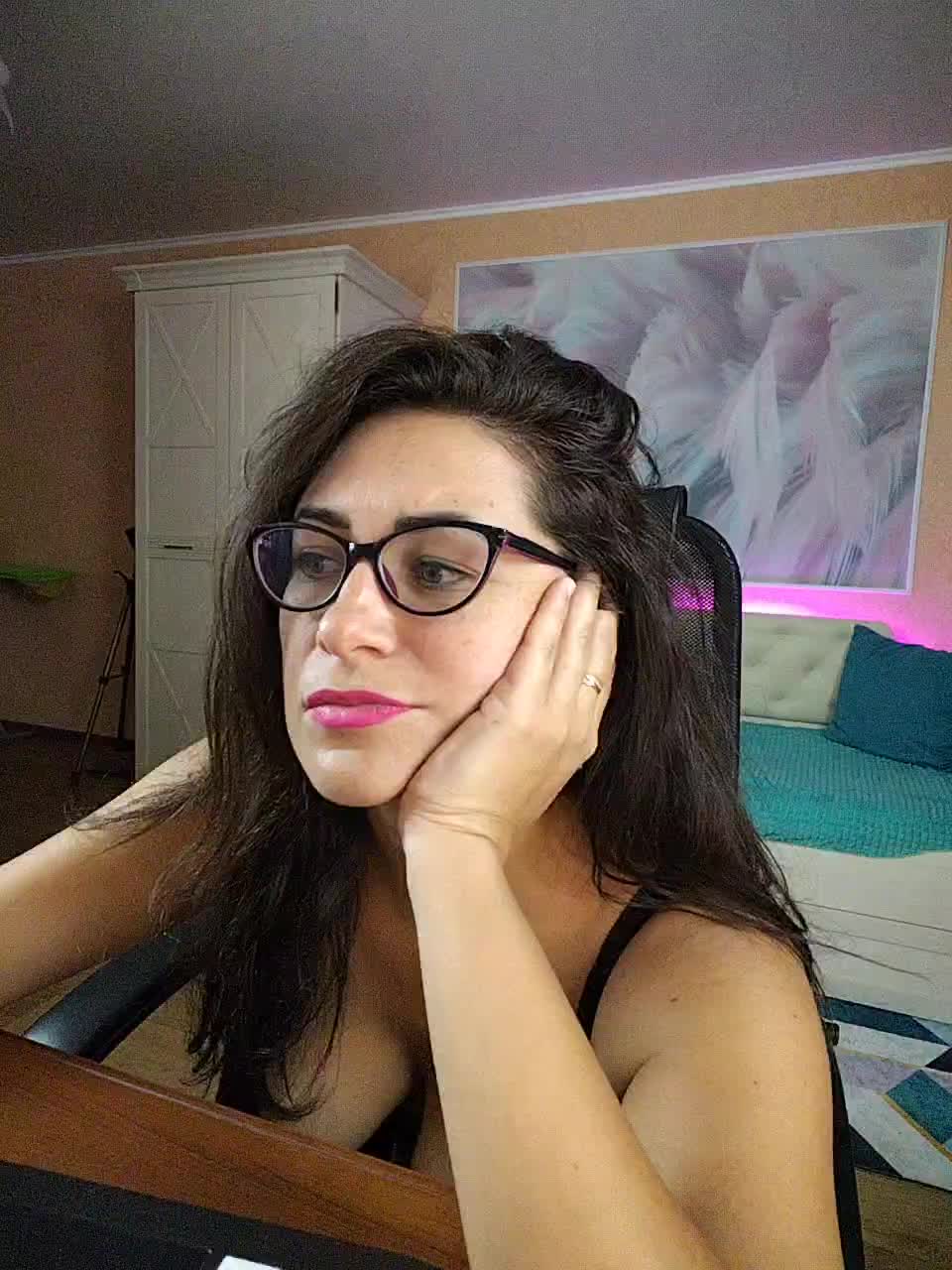 AlicaLovely Adult Chat August 26, 2025