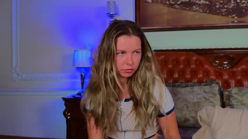 Real_Tini Adult Chat August 26, 2025