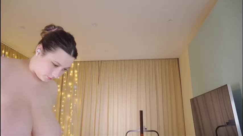 aveksmr Adult Chat August 26, 2025