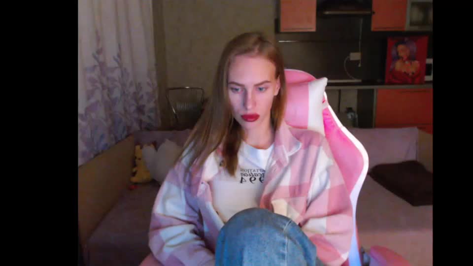 elsa_shine Adult Chat August 26, 2025