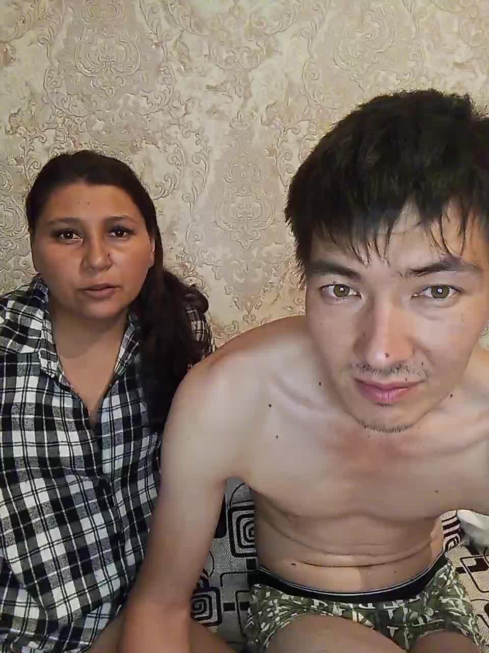 Mary-and-Max Adult Chat August 25, 2025