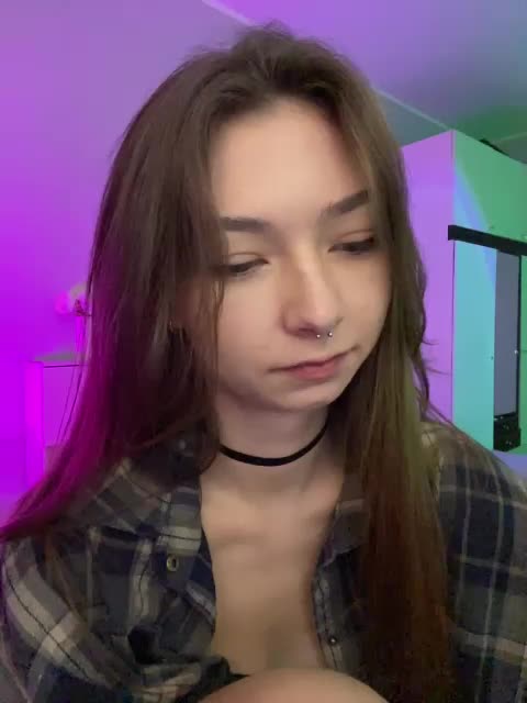 ShyAlya Adult Chat August 26, 2025