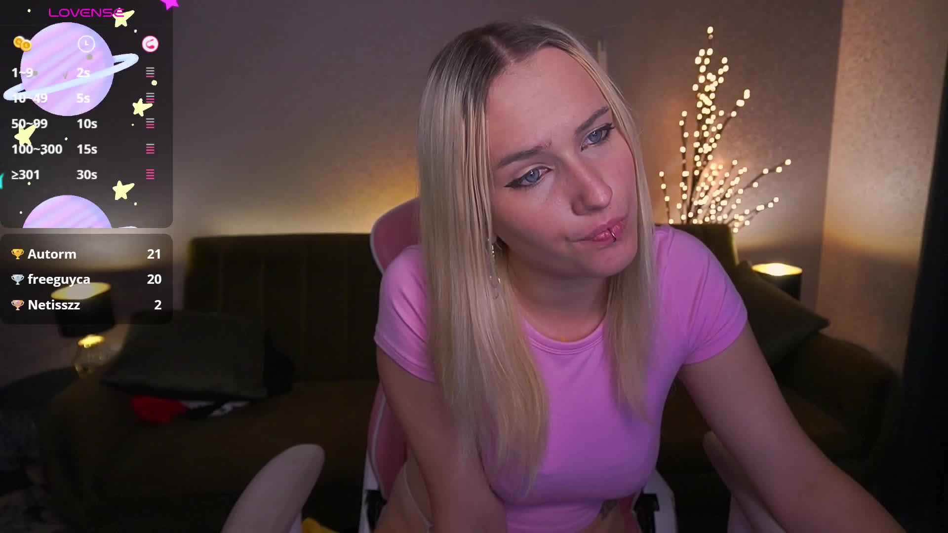 LilElfie Adult Chat August 26, 2025