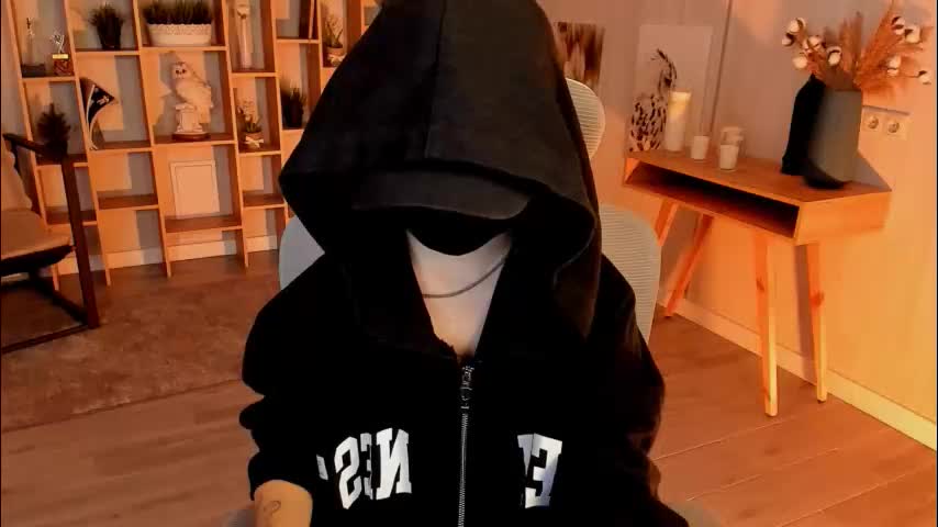 elainebeness Adult Chat August 26, 2025