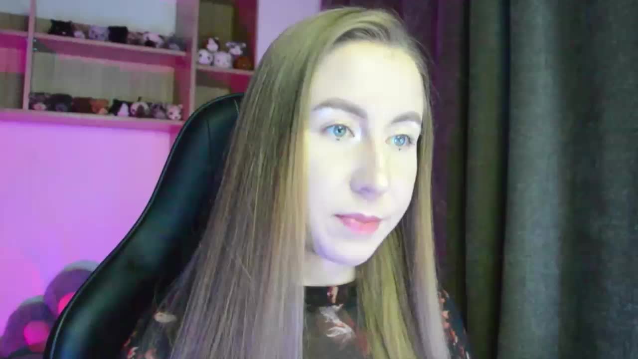 -Rii- Adult Chat August 26, 2025