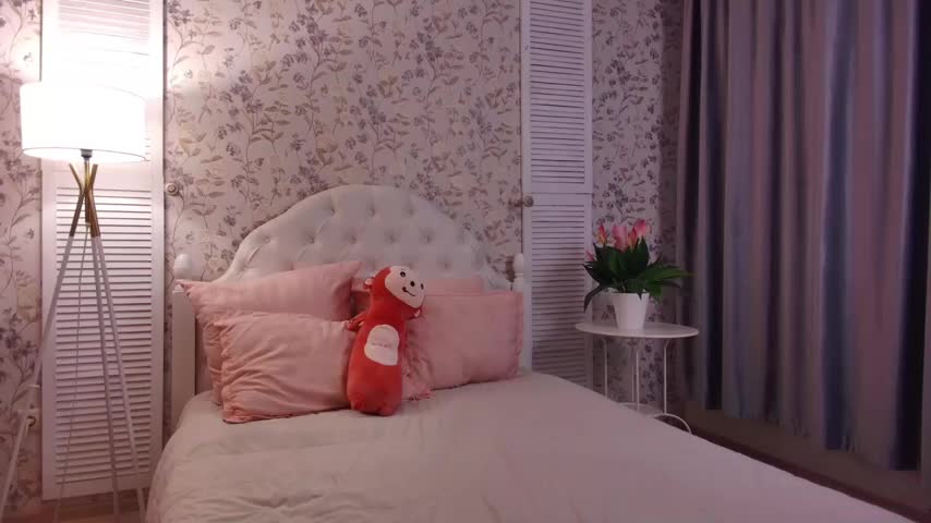 Wendy-Darling Adult Chat August 26, 2025