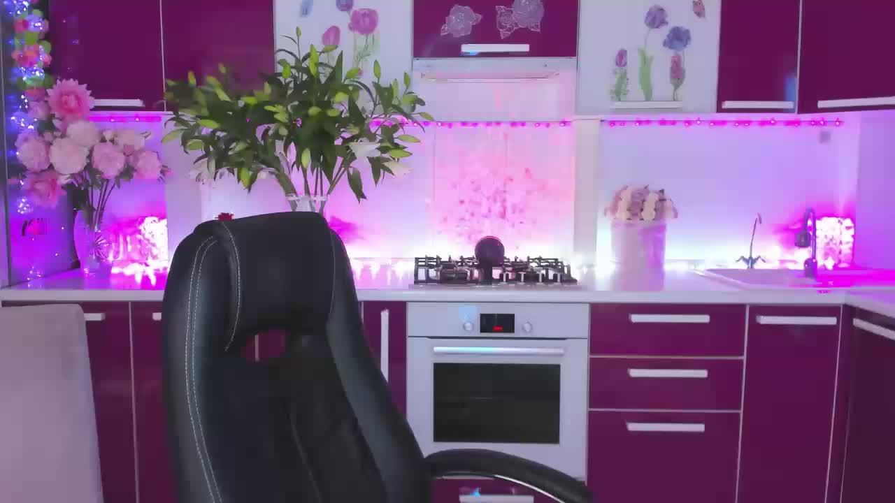 Olivija2020 Adult Chat August 26, 2025