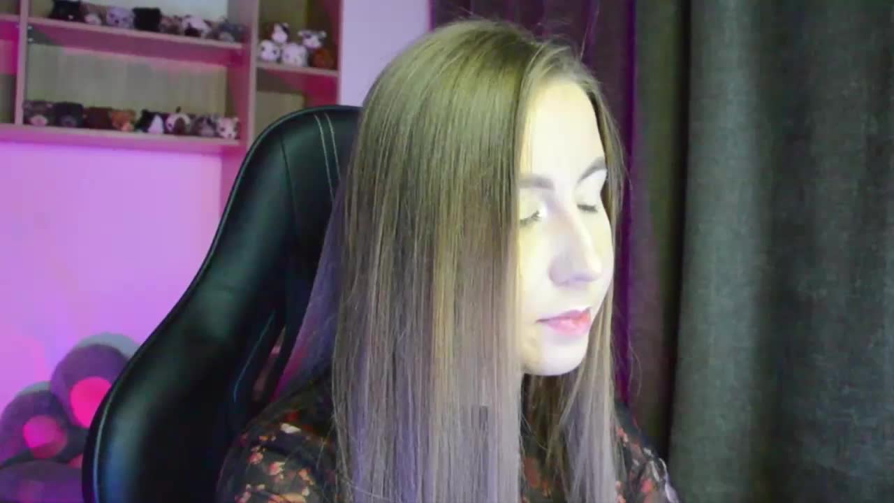 -Rii- Adult Chat August 26, 2025