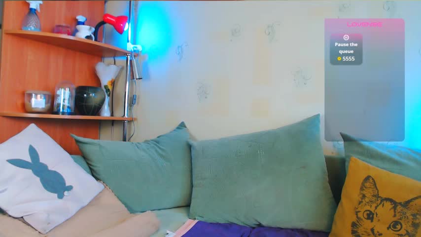 Caroline1995 Adult Chat August 26, 2025