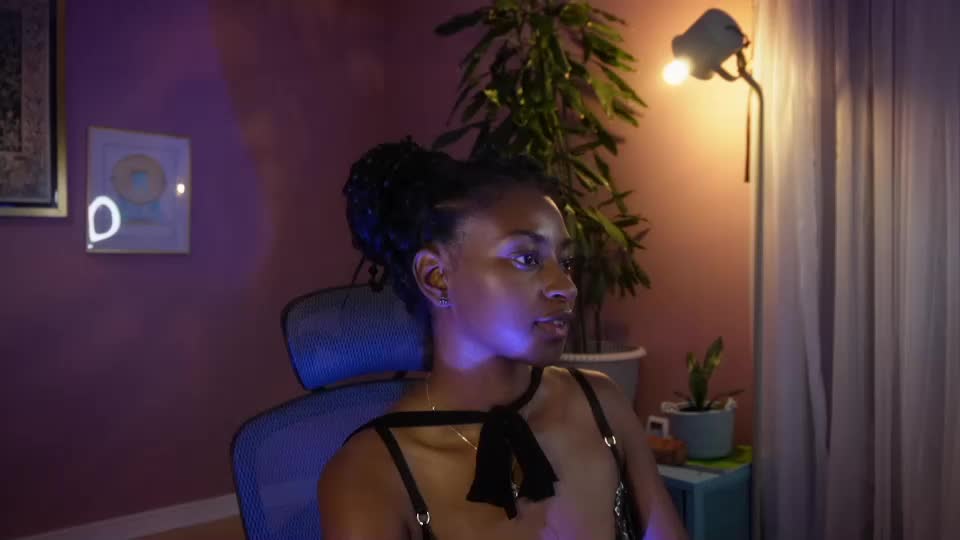 jada_valentine Adult Chat August 26, 2025