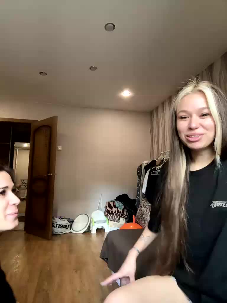 askorbinkiii Adult Chat August 26, 2025