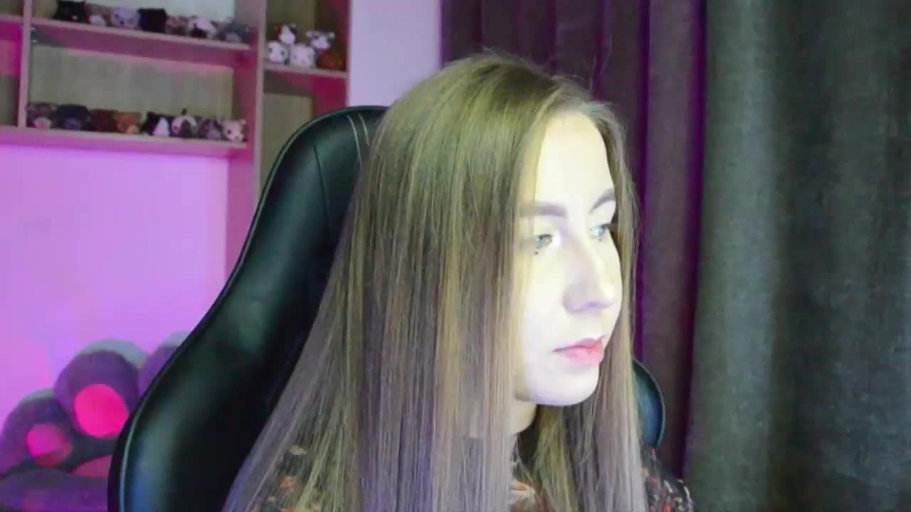 -Rii- Adult Chat August 26, 2025