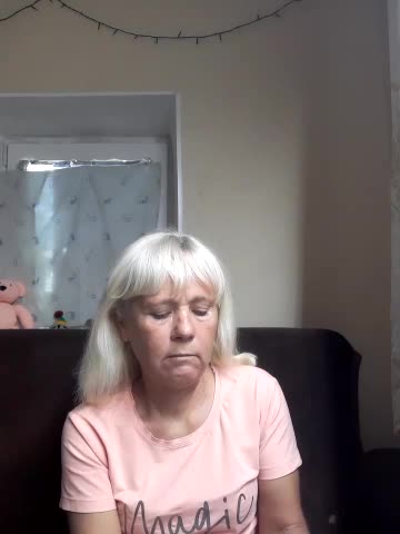 sakura_blonde Adult Chat August 26, 2025