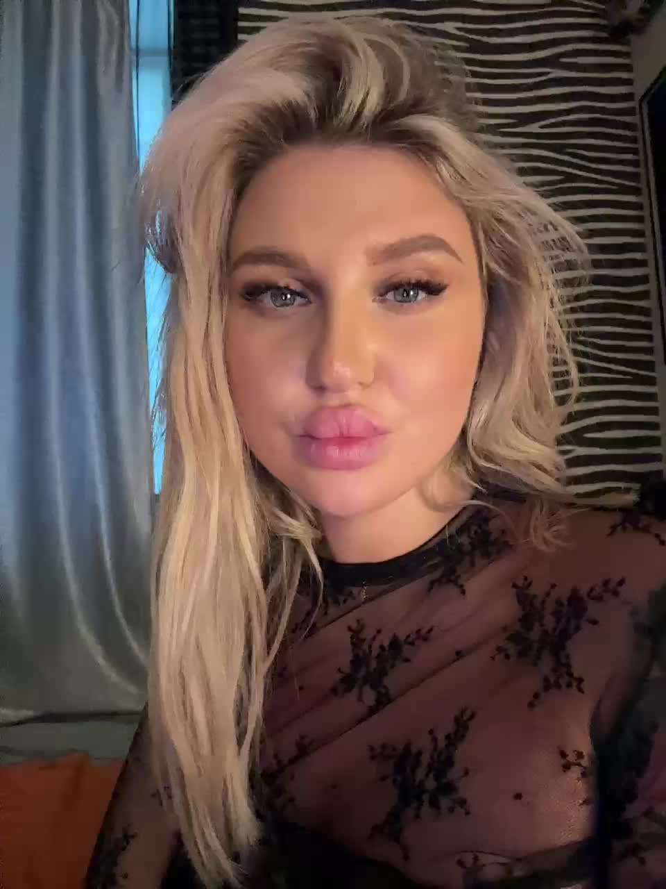 Kotofeyka1 Adult Chat August 26, 2025