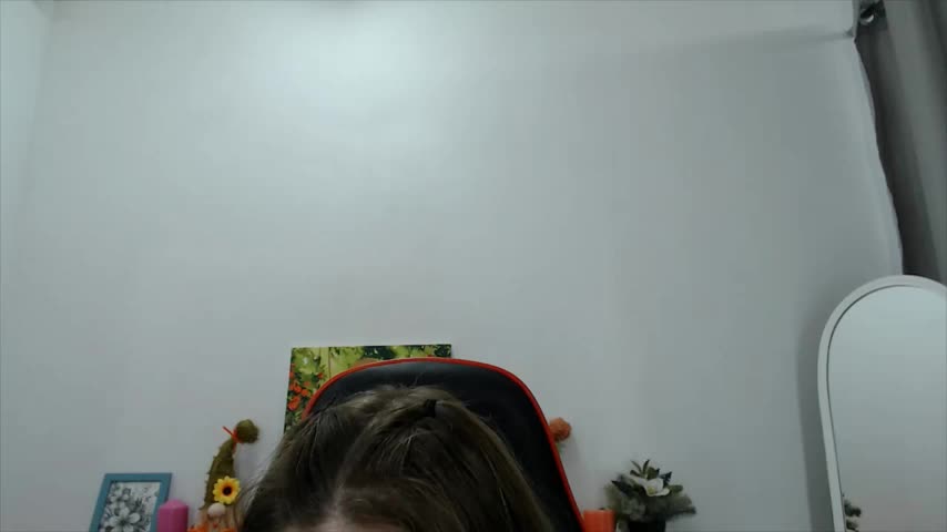 Lucky_Lana Adult Chat August 26, 2025