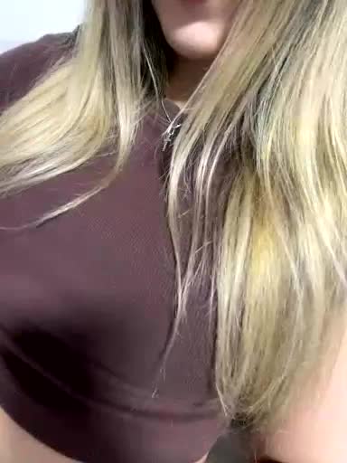 JULIE21 Adult Chat August 27, 2025