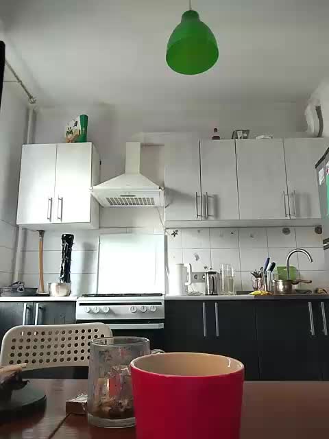 MonicaMilf Adult Chat August 27, 2025