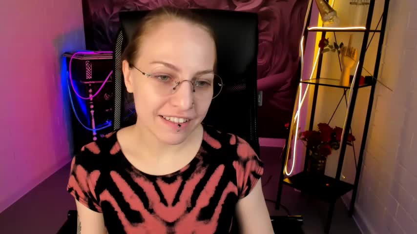 AphexQueen Adult Chat August 26, 2025