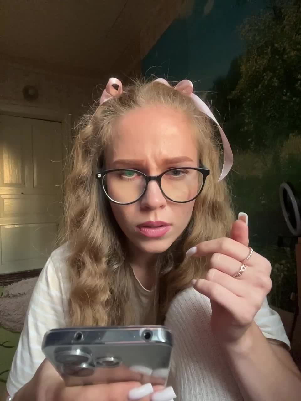 Milana22a Adult Chat August 27, 2025