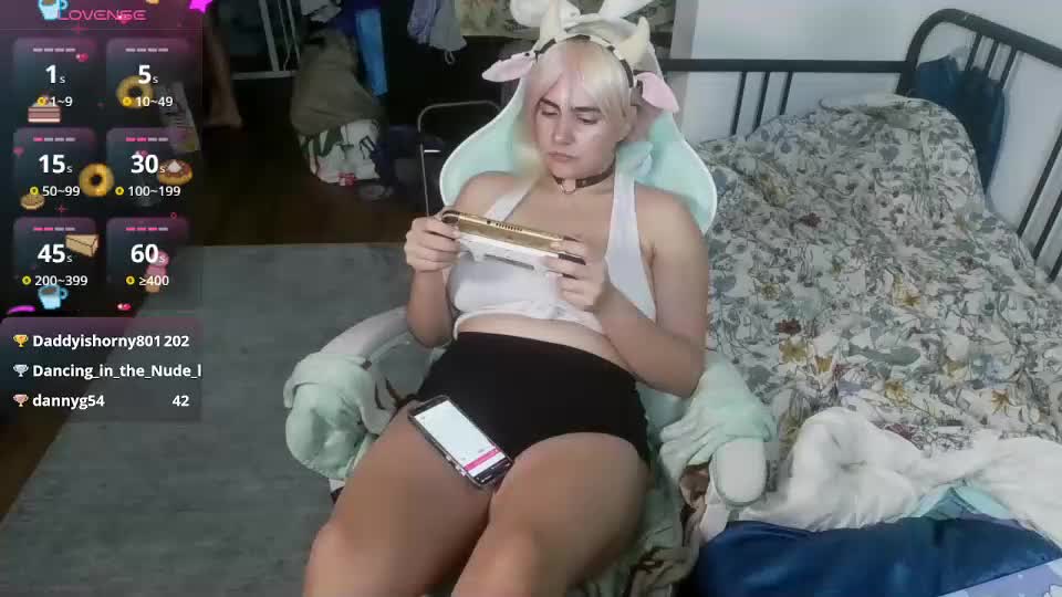 mochi_rainbow Adult Chat August 26, 2025