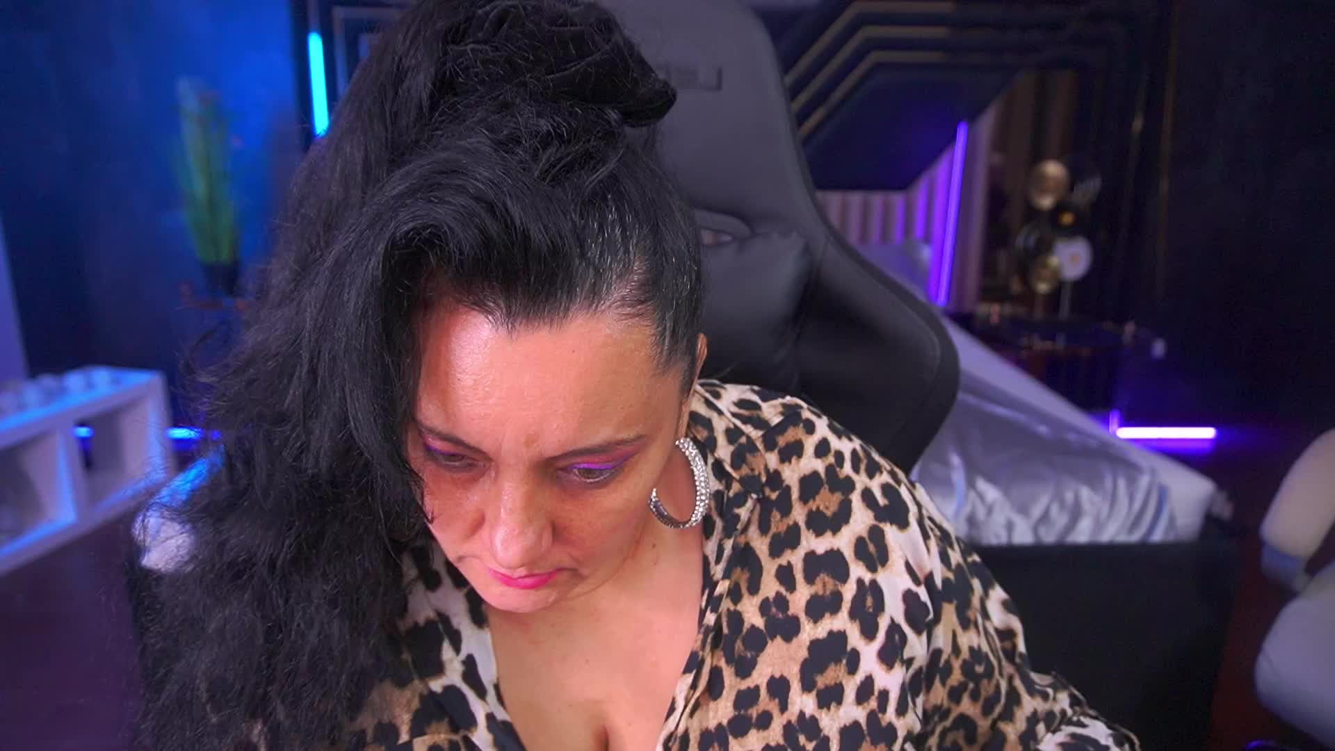 ValeryRosseee Adult Chat August 27, 2025