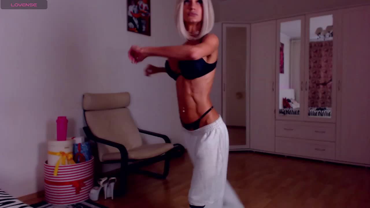 SonjaRay Adult Chat August 27, 2025