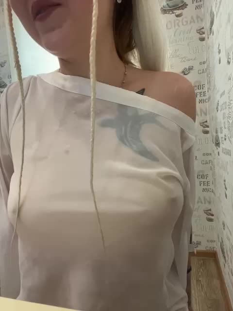 Alena121 Adult Chat August 27, 2025