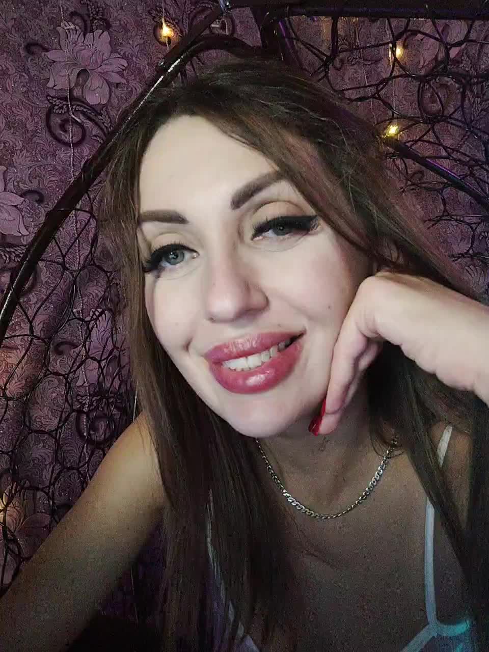 SexyKitty75-1 Adult Chat August 27, 2025