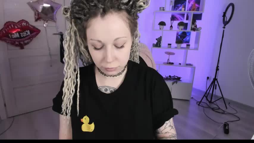 HoneySallyMoore Adult Chat August 27, 2025