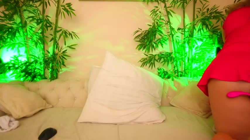 HappyLisa Adult Chat August 26, 2025