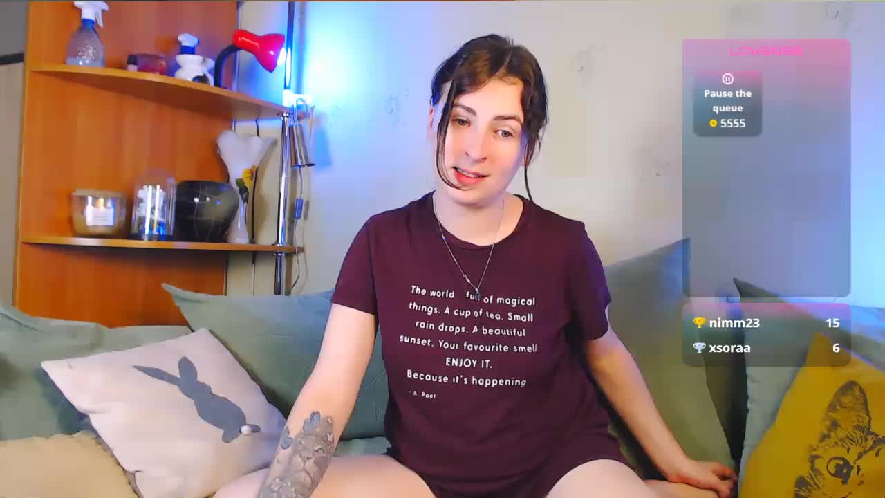 Caroline1995 Adult Chat August 27, 2025