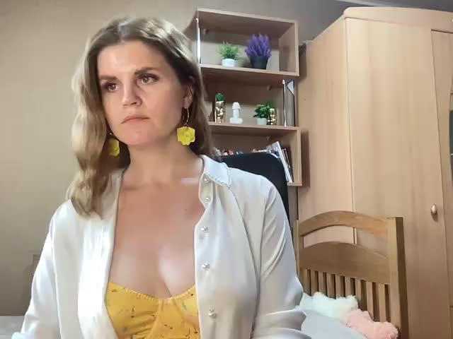 AnitaGlamorX Adult Chat August 27, 2025