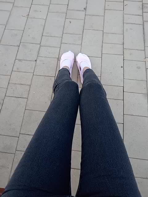 klubnichkka Adult Chat August 27, 2025