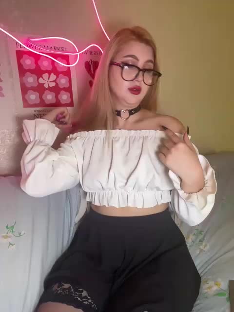 HumbleBlossom Adult Chat August 27, 2025