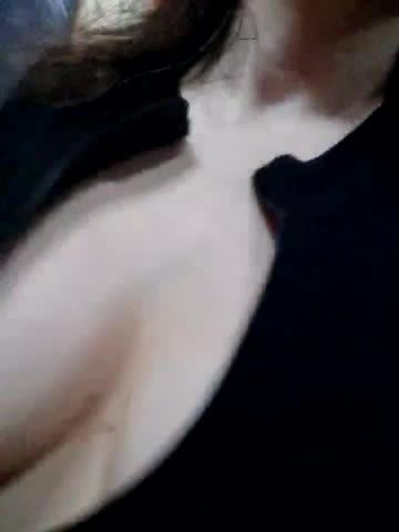 Bella_Gloria Adult Chat August 27, 2025