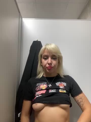 LikaCat Adult Chat August 26, 2025