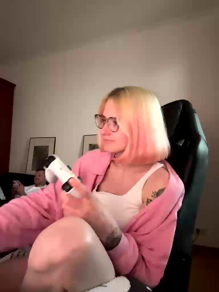 Sexy-Sweets Adult Chat August 27, 2025