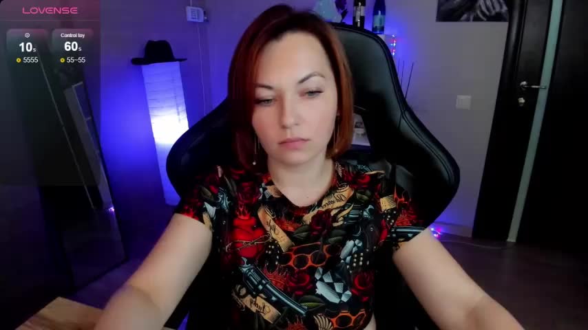 Serena_Woods Adult Chat August 26, 2025