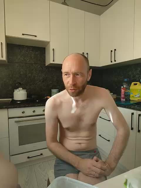 Innokentiy449 Adult Chat August 27, 2025