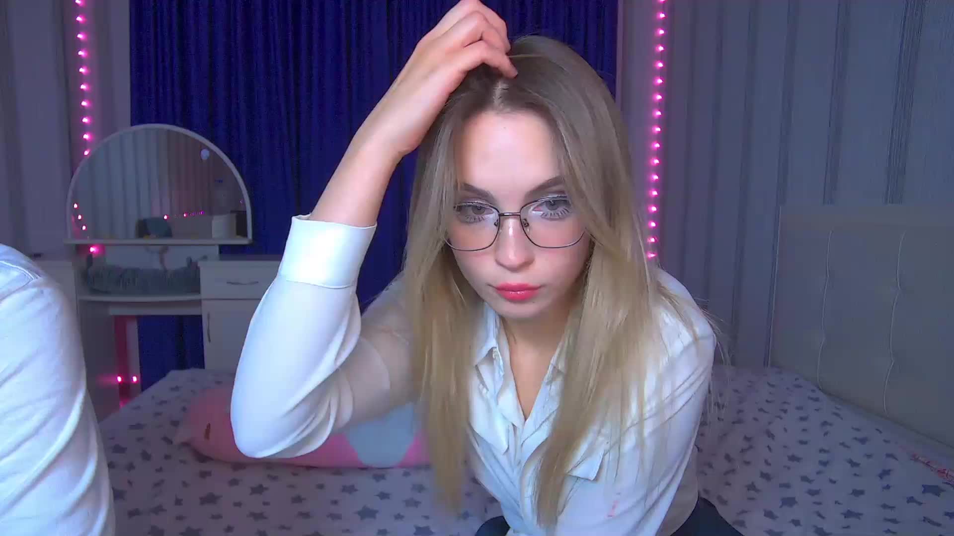 AmyAmy Adult Chat August 27, 2025