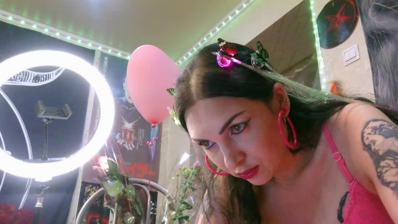 TvarRoxy Adult Chat August 27, 2025