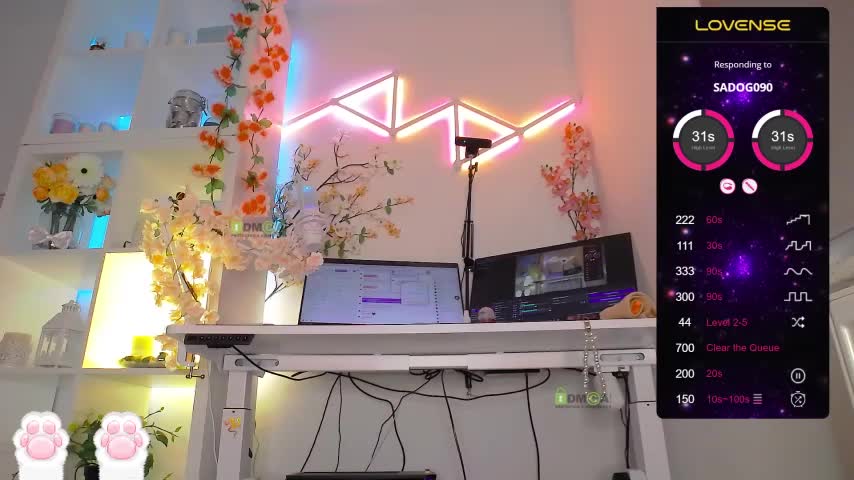 Elena-Marilyn Adult Chat August 27, 2025