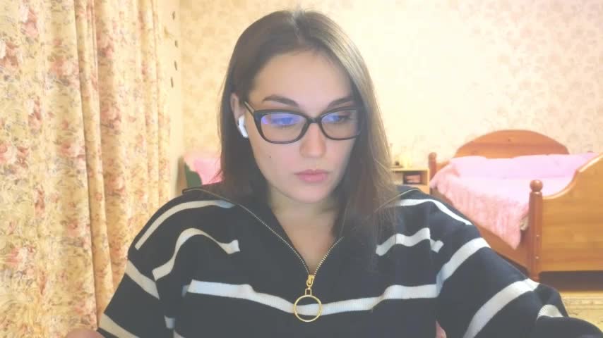 me_lissa_sun13 Adult Chat August 27, 2025