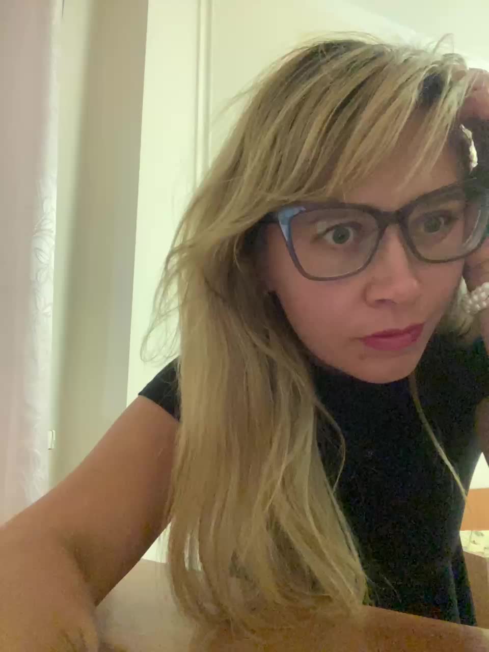 Elegant00Girl Adult Chat August 27, 2025