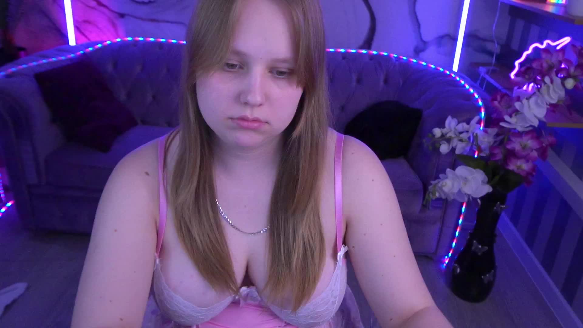 CrystallPaws Adult Chat August 27, 2025